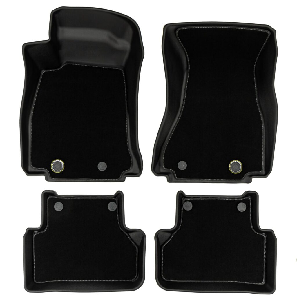 Dywaniki samochodowe 2w1 Race Rock dopasowane do Audi A4 B9 2015-2023 Dywaniki samochodowe 2w1 Race Rock dopasowane do Audi A4 B9 2015-2023